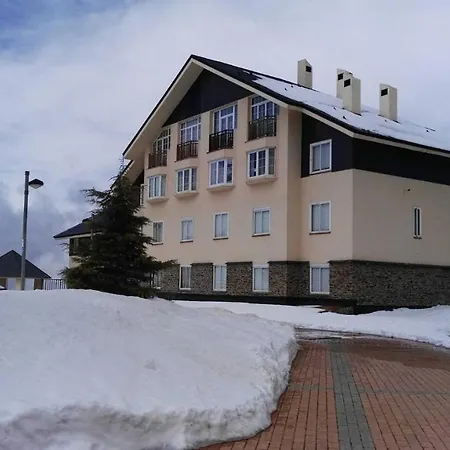 Maribel Ski A Pie De Pistas Holiday home *